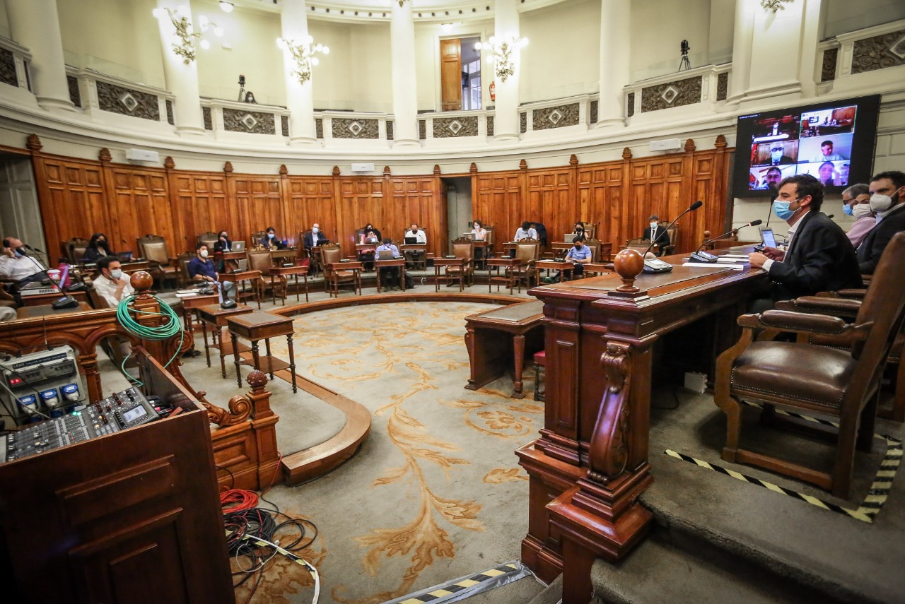Ministro Ossa expone en Comisión de Sistema Político de la Convención Constitucional