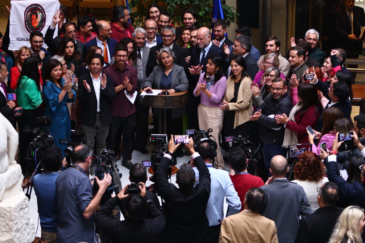 Avanza al Senado: Cámara de Diputados aprueba proyecto que reajusta el salario mínimo