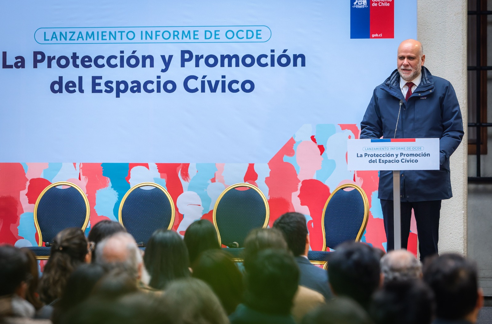 OCDE presenta en Chile informe sobre protección del espacio cívico: destaca importancia de las comunicaciones y la participación ciudadana