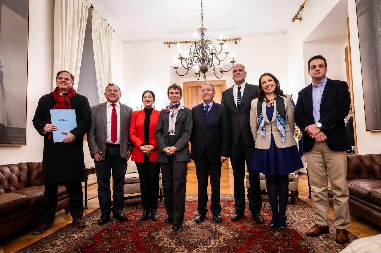 Gobierno y mesas directivas del Congreso Nacional alcanzan acuerdo por fast track legislativo en seguridad 2024 – 2025