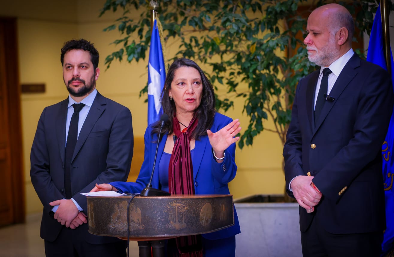 Gobierno ingresa proyecto de ley para reformar aspectos del sistema político