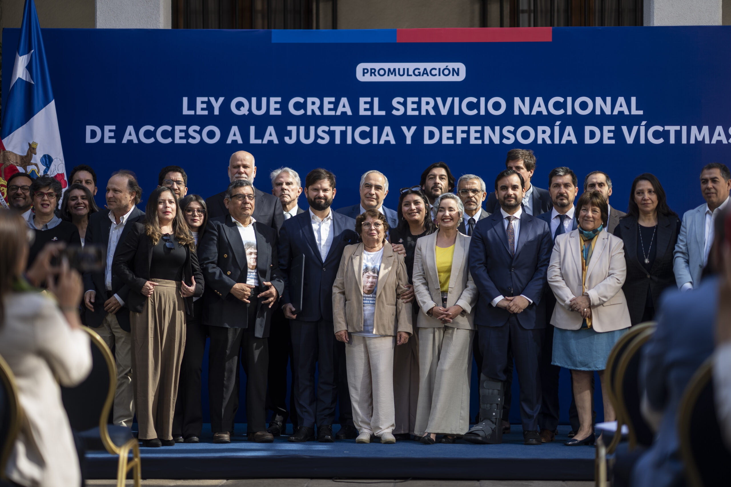 Autoridades de la Segpres participan de promulgación de la Ley que crea el Servicio Nacional de Acceso a la Justicia y Defensoría de Víctimas de Delitos