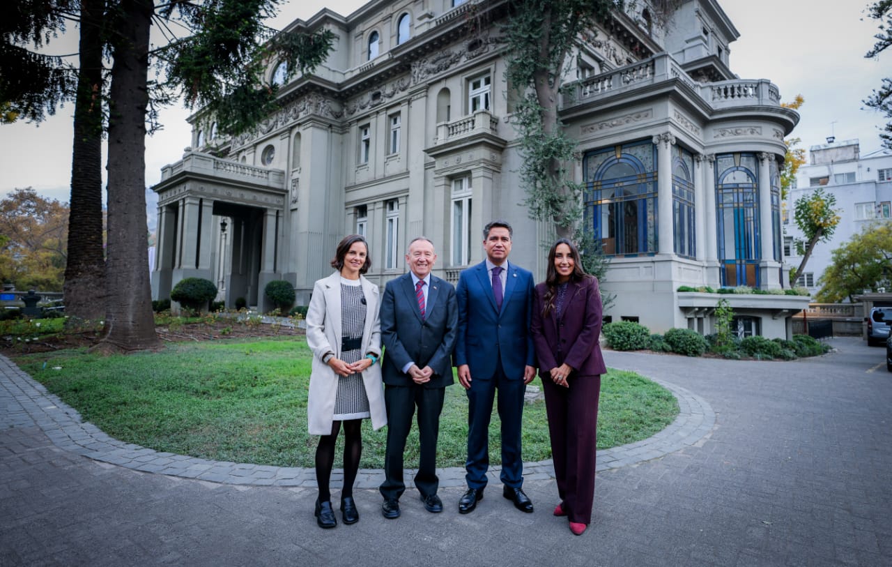 Ministro García Ruminot participa en Asamblea Anual de la Cámara Nacional de Comercio
