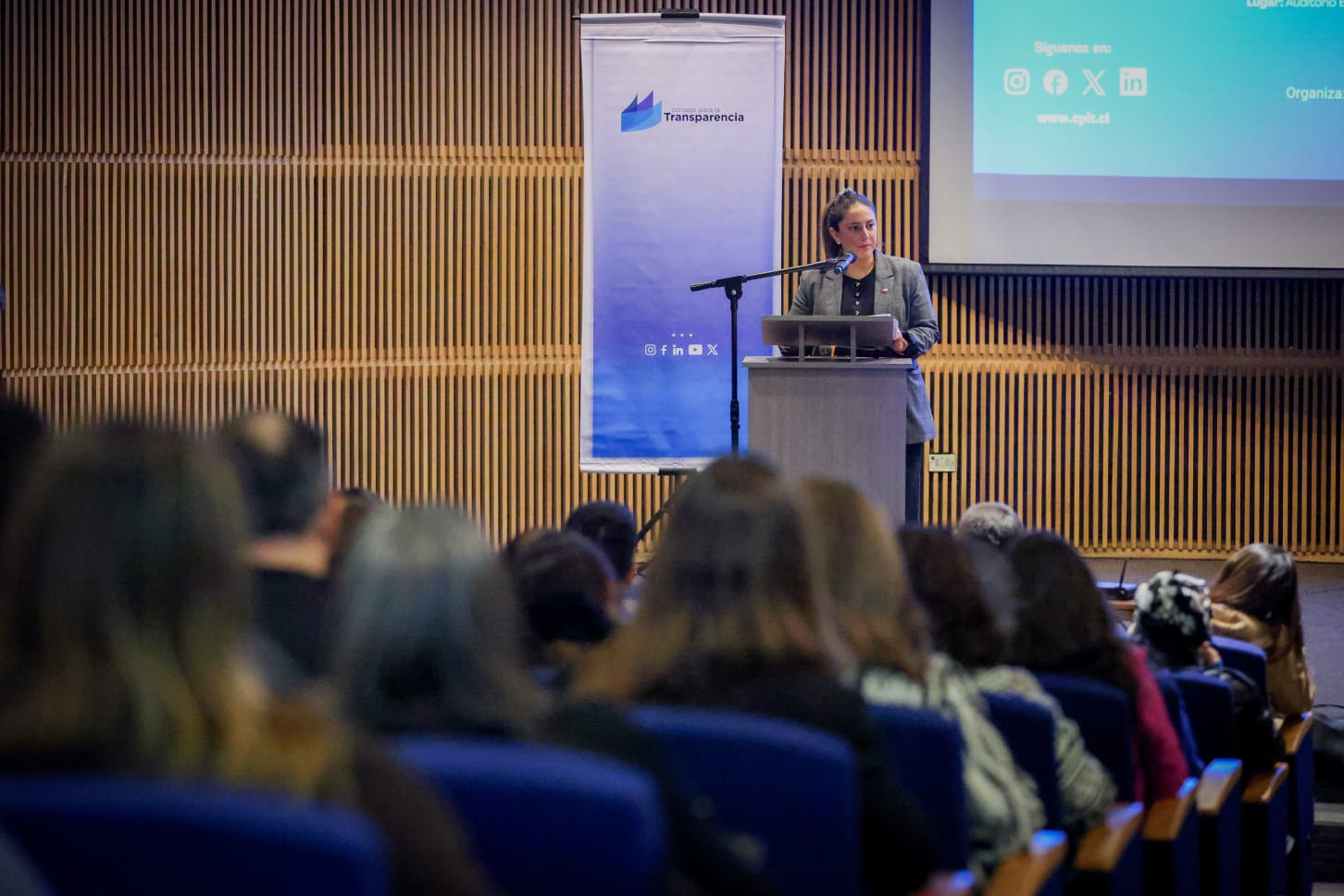 Subsecretaria Castillo participa en inauguracion de capacitación sobre transparencia para enlaces de la Administración Central